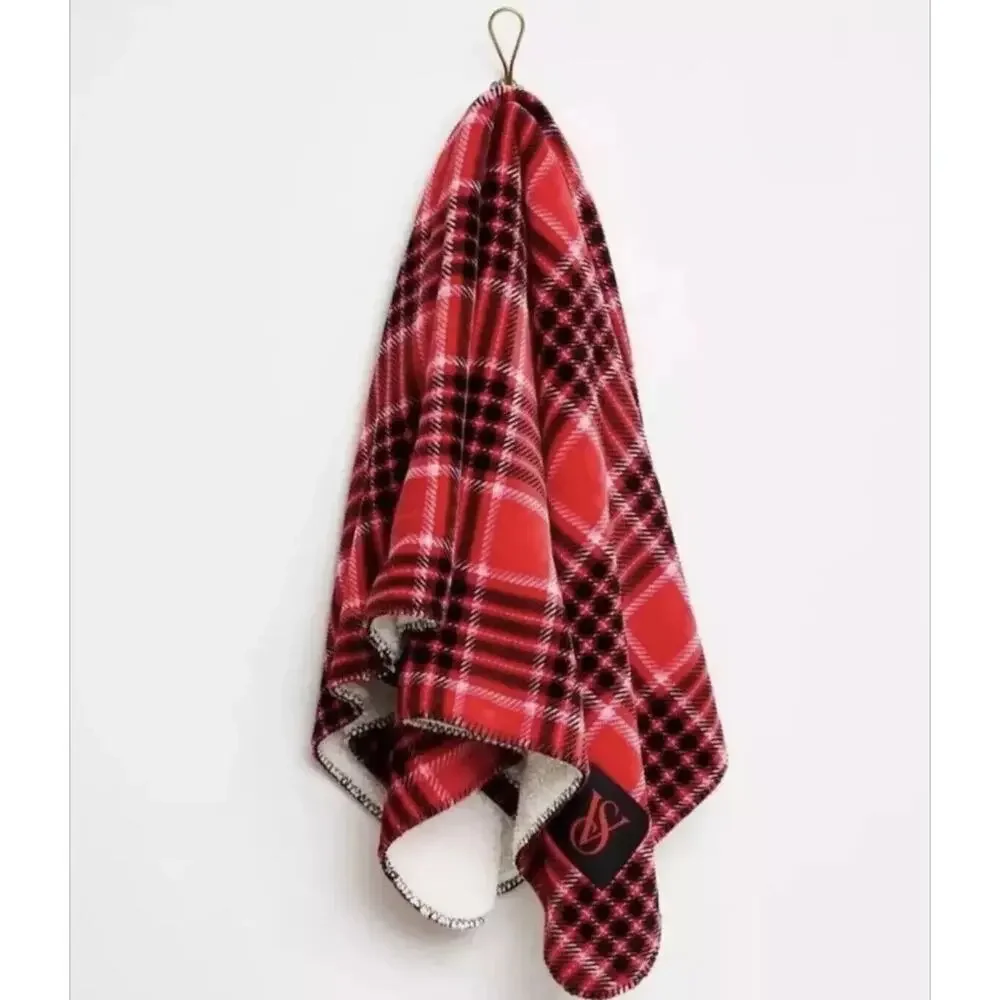 Victoria’s Secret Cozy Plush Blanket Red Black Plaid 50